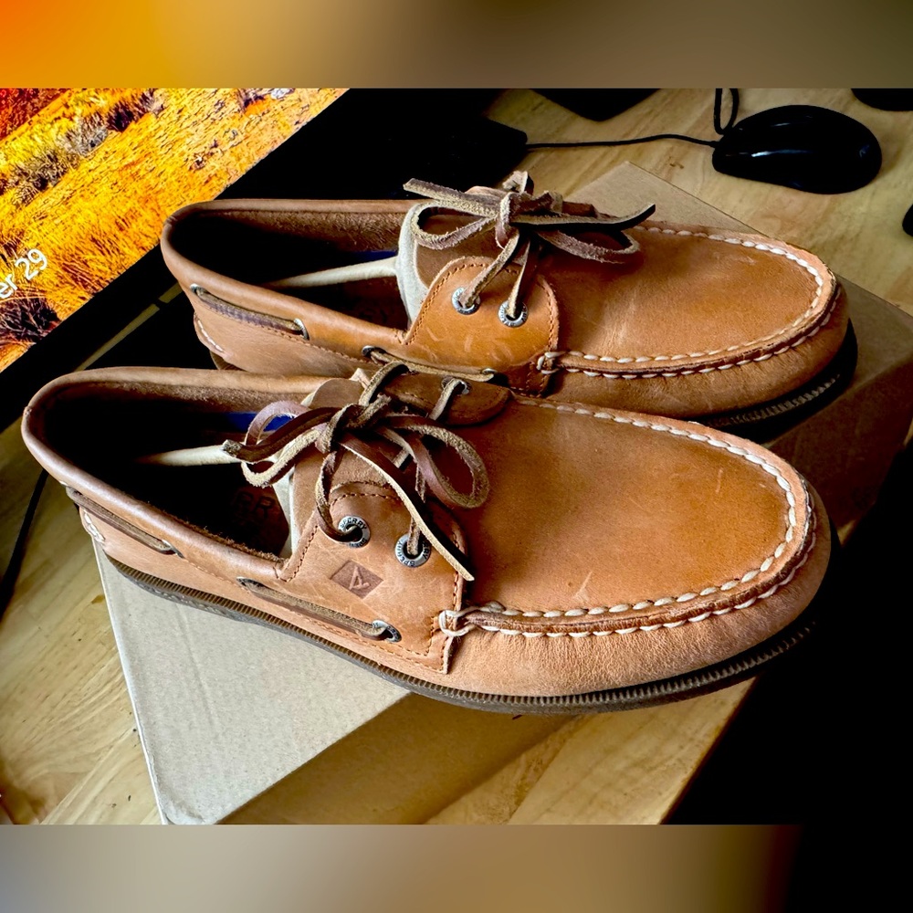 Sperry Boat Shoes
Color- Sahara